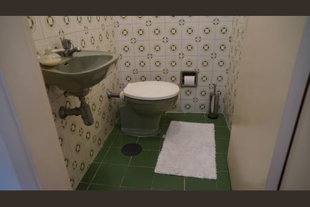 Apartamento à venda com 174m², 3 quartos e 2 vagasBanheiro