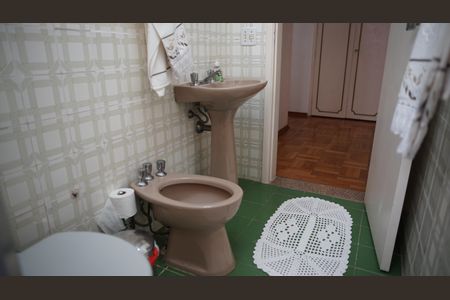 Apartamento à venda com 174m², 3 quartos e 2 vagasBanheiro 2