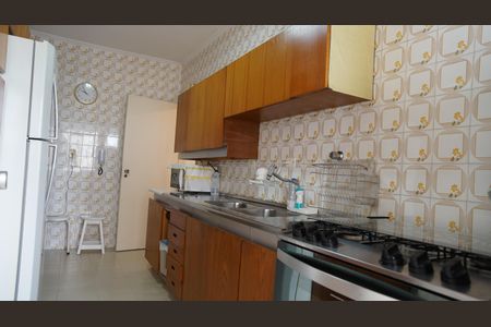 Apartamento à venda com 174m², 3 quartos e 2 vagasCozinha - Armários
