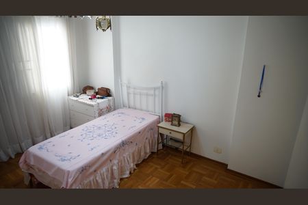 Apartamento à venda com 174m², 3 quartos e 2 vagasQuarto 1