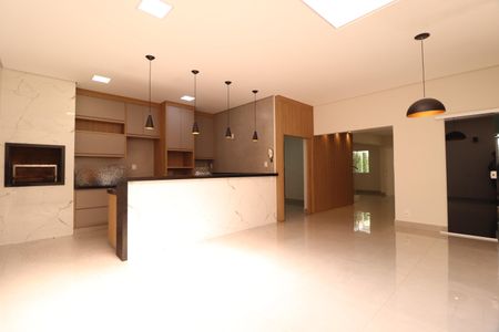 Casa de condomínio para alugar com 170m², 3 quartos e 2 vagasSala de Jantar