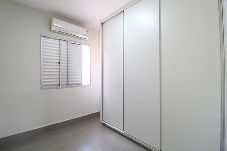 Casa de condomínio para alugar com 170m², 3 quartos e 2 vagasQuarto 2