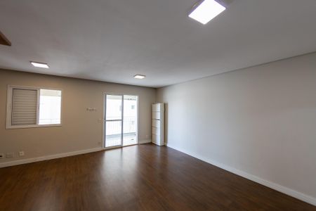 Sala de apartamento à venda com 3 quartos, 105m² em Jardim Tupanci, Barueri