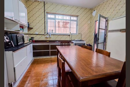 Casa à venda com 131m², 3 quartos e 1 vaga Casa à venda com 131m², 3 quartos e 1 vagaCozinha