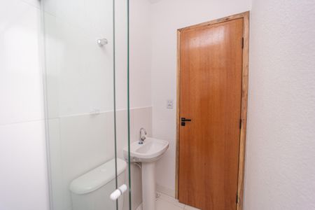 Apartamento para alugar com 48m², 2 quartos e sem vagaBanheiro