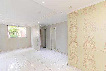 Sala de apartamento à venda com 3 quartos, 58m² em Jardim Santa Teresinha, São Paulo