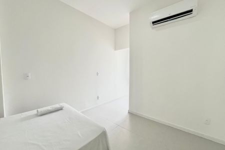 Apartamento à venda com 100m², 3 quartos e sem vagaSuite 