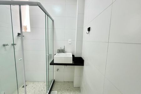 Apartamento à venda com 100m², 3 quartos e sem vagaBanheiro social 