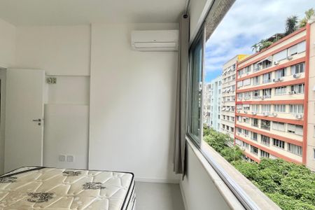 Apartamento à venda com 100m², 3 quartos e sem vagaSuite 