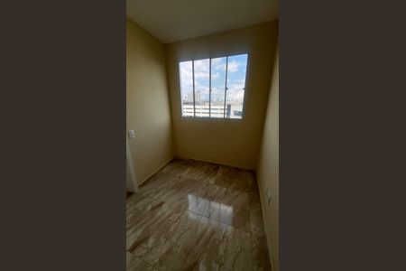 Apartamento para alugar com 34m², 2 quartos e sem vaga