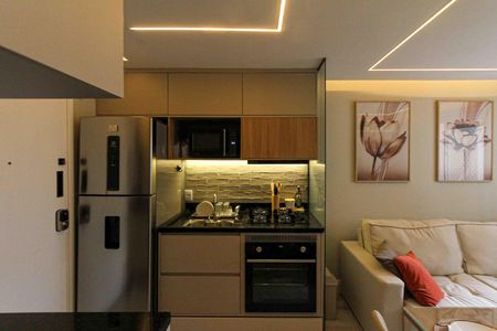 Cozinha e Área de Serviço de apartamento à venda com 2 quartos, 33m² em Vila Graciosa, São Paulo