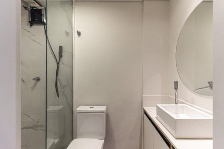 Banheiro de kitnet/studio à venda com 1 quarto, 32m² em Santa Cecilia, São Paulo