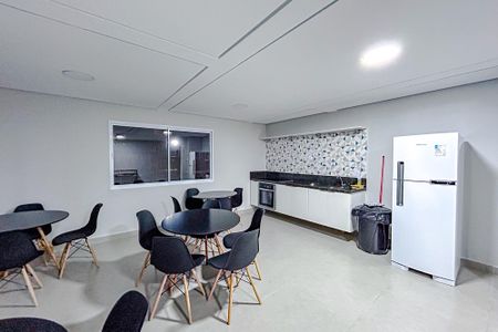 Apartamento para alugar com 39m², 2 quartos e sem vagaÁrea comum - Salão de festas