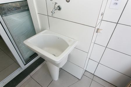 Apartamento à venda com 39m², 2 quartos e sem vaga Apartamento à venda com 39m², 2 quartos e sem vagaÁrea de Serviço - Tanque