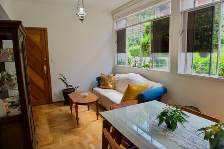 Apartamento para alugar com 100m², 2 quartos e 1 vaga Apartamento para alugar com 100m², 2 quartos e 1 vagaSala