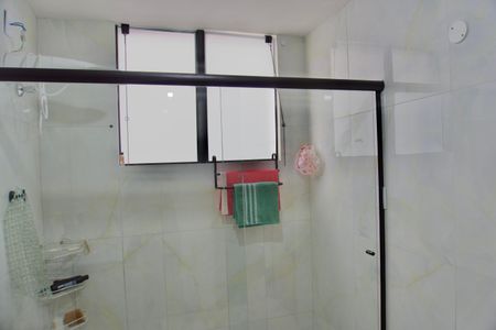 Apartamento para alugar com 100m², 2 quartos e 1 vaga Apartamento para alugar com 100m², 2 quartos e 1 vagaBanheiro