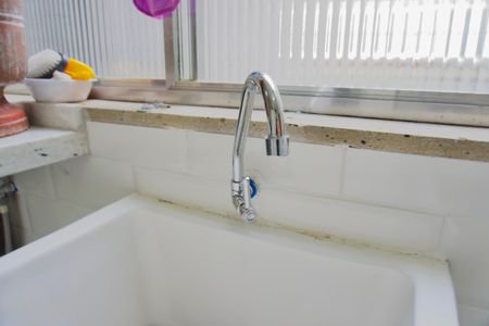 Apartamento para alugar com 100m², 2 quartos e 1 vaga Apartamento para alugar com 100m², 2 quartos e 1 vagaÁrea de Serviço - Detalhes