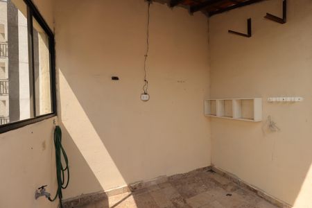 Apartamento à venda com 78m², 2 quartos e 1 vagaÁrea de Serviço