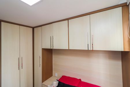 Apartamento para alugar com 76m², 2 quartos e 1 vagaQuarto 2 - Armários