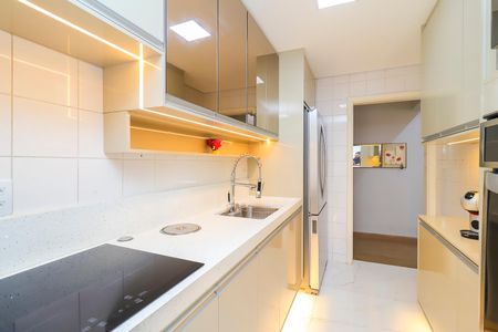 Apartamento para alugar com 76m², 2 quartos e 1 vagaCozinha