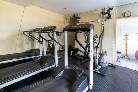 Apartamento para alugar com 76m², 2 quartos e 1 vagaÁrea comum - Academia