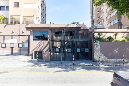 Apartamento para alugar com 76m², 2 quartos e 1 vagaFachada