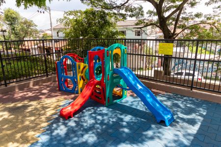 Apartamento para alugar com 76m², 2 quartos e 1 vagaÁrea comum - Playground Infantil