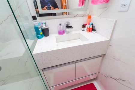 Apartamento para alugar com 76m², 2 quartos e 1 vagaBanheiro