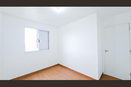 Quarto 2 de apartamento para alugar com 2 quartos, 44m² em Jardim Las Vegas, Guarulhos