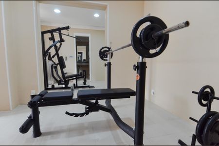 Apartamento para alugar com 44m², 2 quartos e 1 vaga Apartamento para alugar com 44m², 2 quartos e 1 vagaAcademia