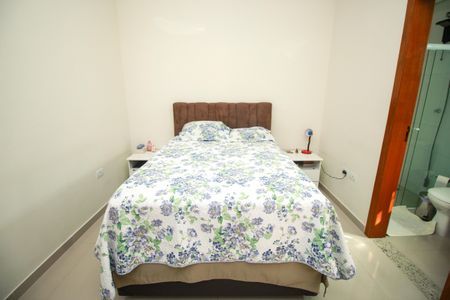 Suíte de casa à venda com 4 quartos, 170m² em Vila Curuçá, Santo André