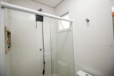Casa à venda com 170m², 4 quartos e 2 vagas Casa à venda com 170m², 4 quartos e 2 vagasBanheiro 1