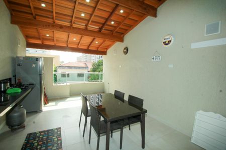 Casa à venda com 170m², 4 quartos e 2 vagas Casa à venda com 170m², 4 quartos e 2 vagasÁrea gourmet