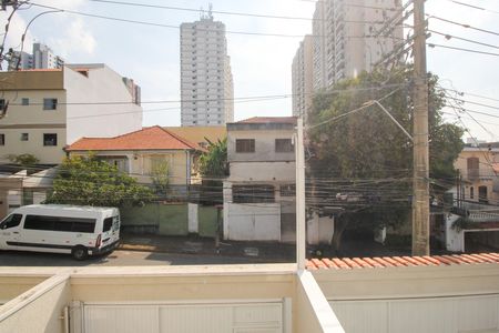 Casa à venda com 170m², 4 quartos e 2 vagas Casa à venda com 170m², 4 quartos e 2 vagasVista da Sacada da Suíte