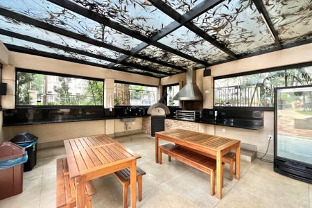 Apartamento à venda com 112m², 4 quartos e 3 vagasÁrea comum - Churrasqueira