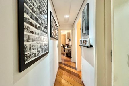 Apartamento à venda com 112m², 4 quartos e 3 vagasCorredor