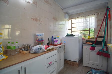 Casa à venda com 250m², 3 quartos e 2 vagasÁrea de Serviço