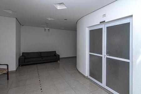 Apartamento à venda com 45m², 2 quartos e 1 vagahall de entrada_2