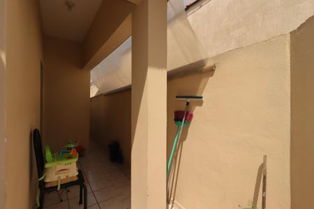 Casa à venda com 151m², 2 quartos e 2 vagasQuintal