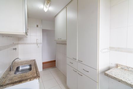 Apartamento à venda com 55m², 2 quartos e 1 vagaCozinha