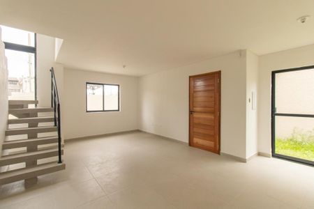 Sala/Cozinha de casa de condomínio para alugar com 3 quartos, 120m² em Santa Quiteria, Curitiba