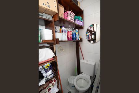 Apartamento à venda com 84m², 3 quartos e 2 vagas Apartamento à venda com 84m², 3 quartos e 2 vagasBanheiro de serviço