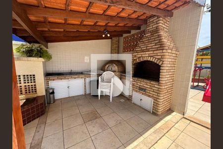 Apartamento à venda com 84m², 3 quartos e 2 vagas Apartamento à venda com 84m², 3 quartos e 2 vagasChurrasqueira