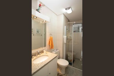 Apartamento à venda com 84m², 3 quartos e 2 vagas Apartamento à venda com 84m², 3 quartos e 2 vagasBanheiro Social