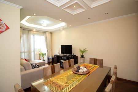 Apartamento à venda com 84m², 3 quartos e 2 vagas Apartamento à venda com 84m², 3 quartos e 2 vagasSala de Jantar