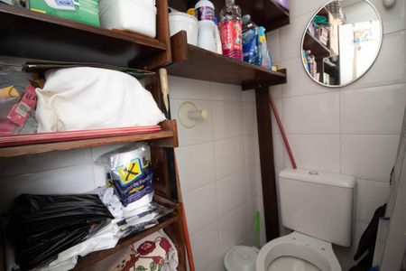 Apartamento à venda com 84m², 3 quartos e 2 vagas Apartamento à venda com 84m², 3 quartos e 2 vagasBanheiro de serviço