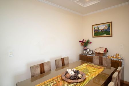 Apartamento à venda com 84m², 3 quartos e 2 vagas Apartamento à venda com 84m², 3 quartos e 2 vagasSala de Jantar