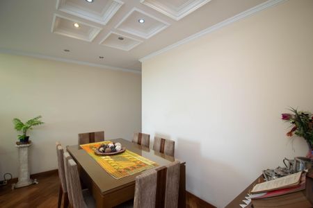 Apartamento à venda com 84m², 3 quartos e 2 vagas Apartamento à venda com 84m², 3 quartos e 2 vagasSala de Jantar