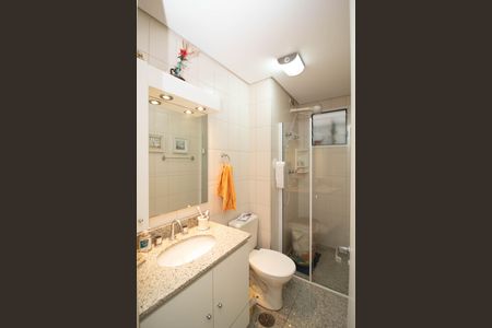 Apartamento à venda com 84m², 3 quartos e 2 vagas Apartamento à venda com 84m², 3 quartos e 2 vagasBanheiro Social