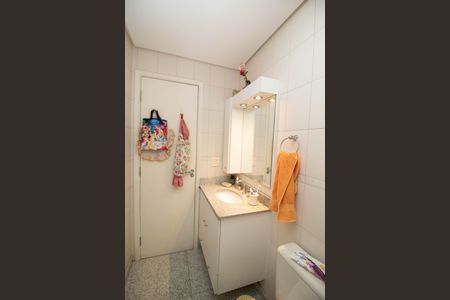 Apartamento à venda com 84m², 3 quartos e 2 vagas Apartamento à venda com 84m², 3 quartos e 2 vagasBanheiro Social